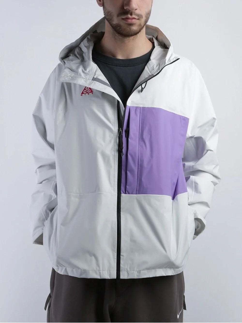 Nike ACG Rain Jacket Men L Waterproof Taped Seams Lightweight Trail Full Zip